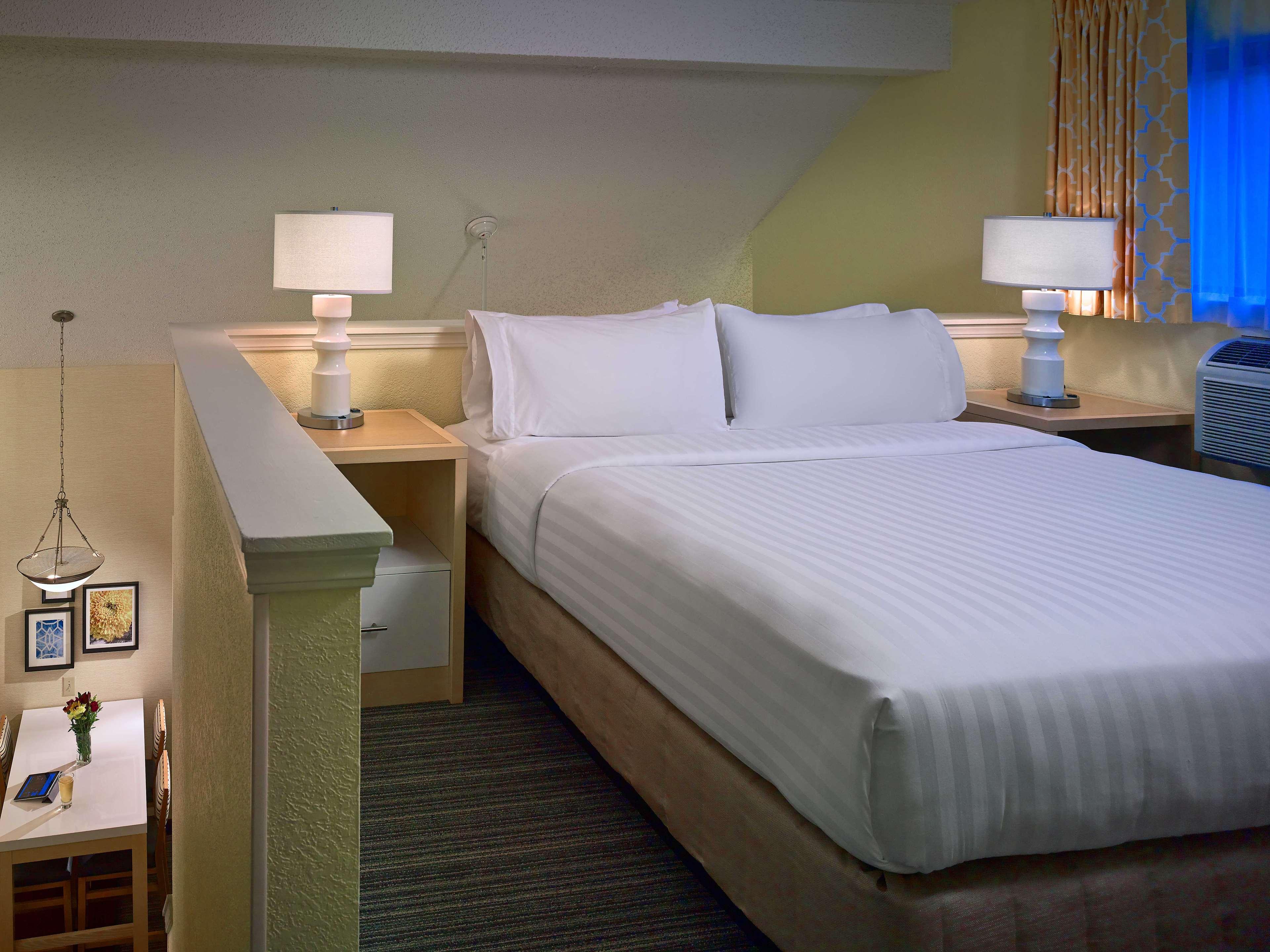 Sonesta Es Suites Cleveland Westlake Exterior photo