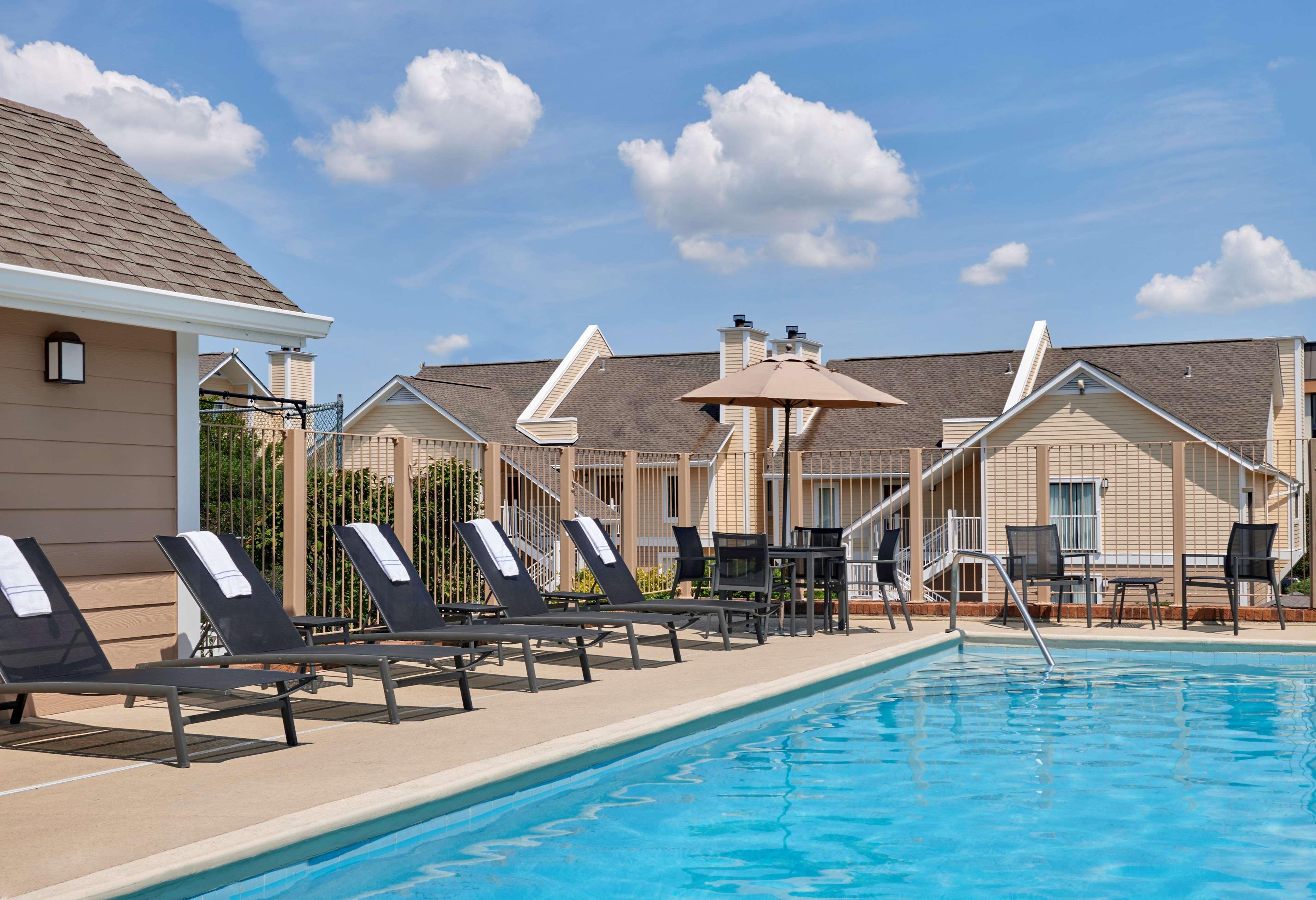 Sonesta Es Suites Cleveland Westlake Exterior photo